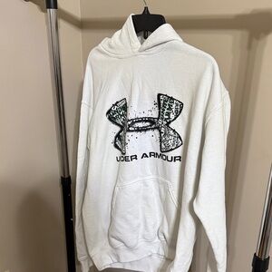 Size Medium White & Black Mens hoodie. Brand is gildan.